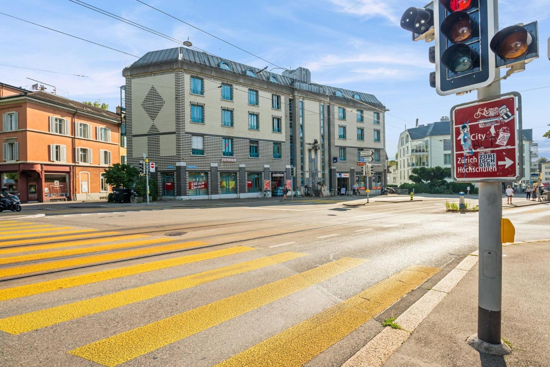 Spacious Central Apartments Hoting Zurich Exterior photo