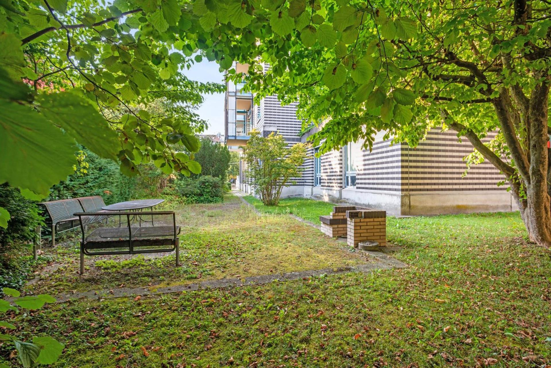 Spacious Central Apartments Hoting Zurich Exterior photo